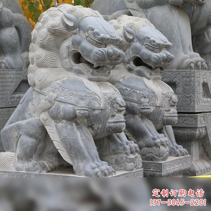 成都北京故宫的石狮子