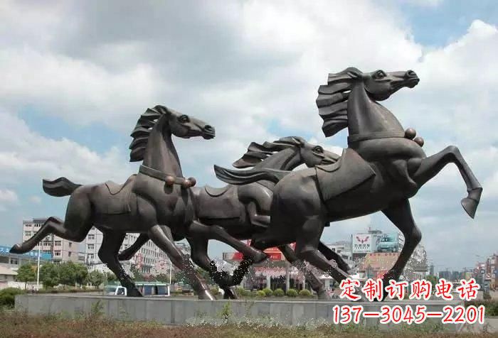 成都奔跑马雕塑