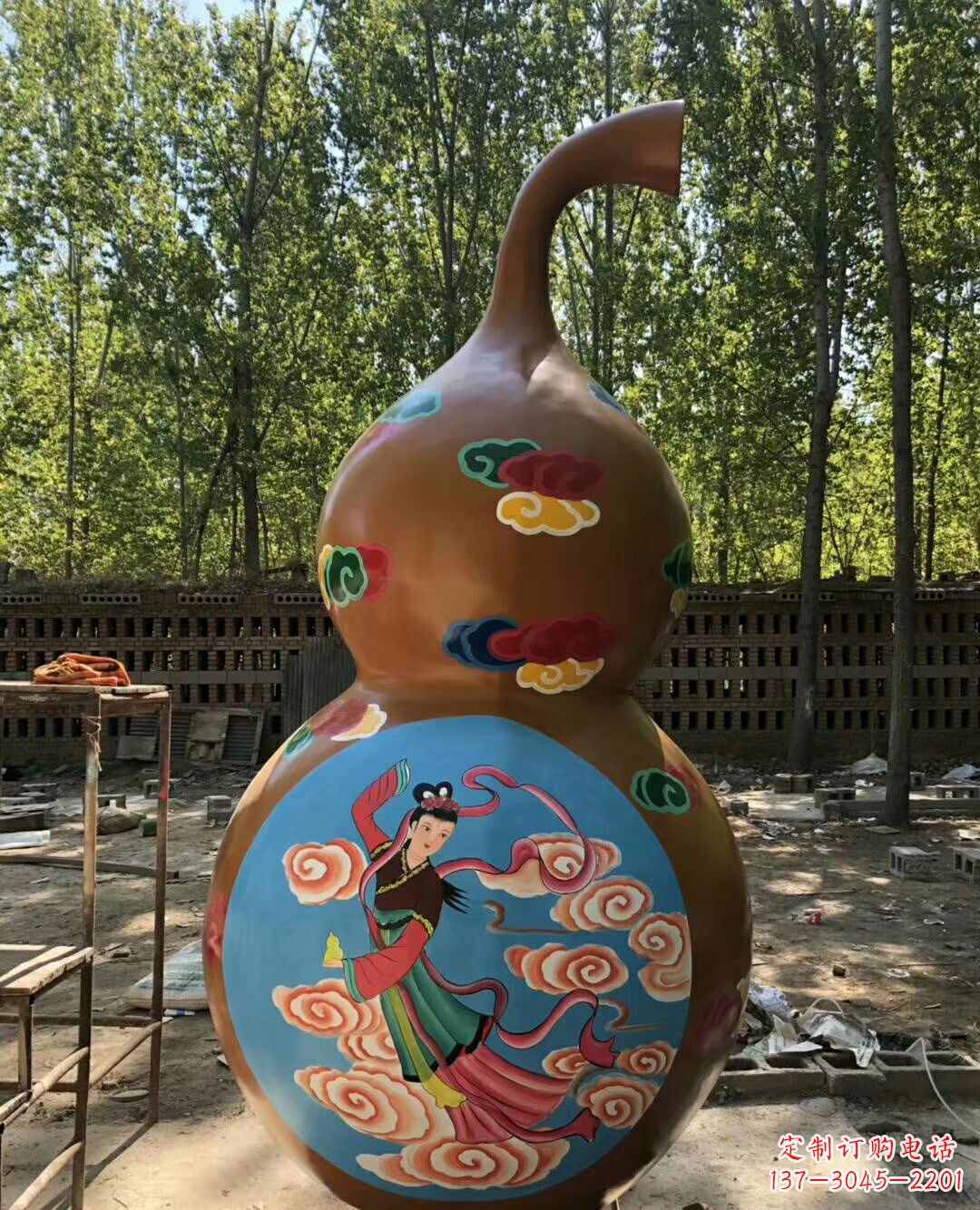 成都玻璃钢彩绘葫芦雕塑