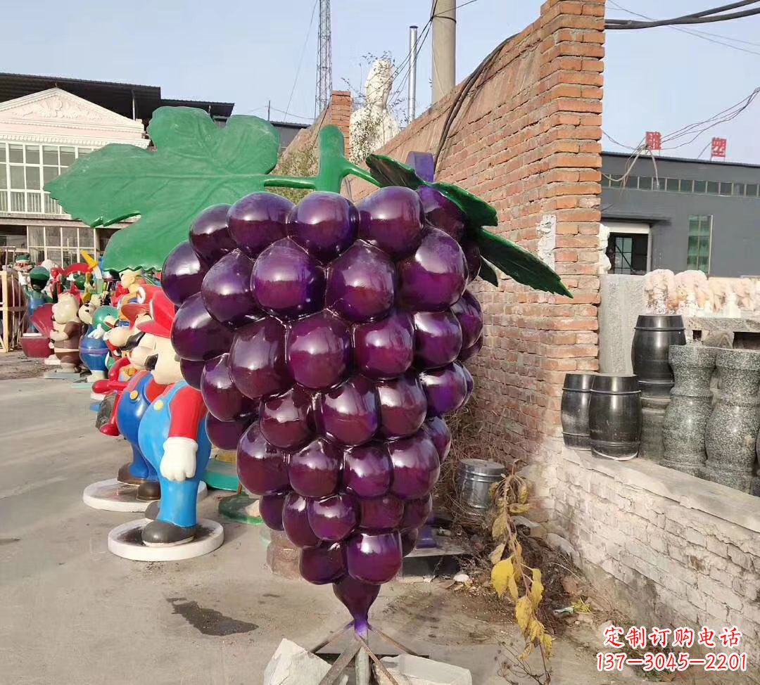 成都仿真玻璃钢葡萄雕塑