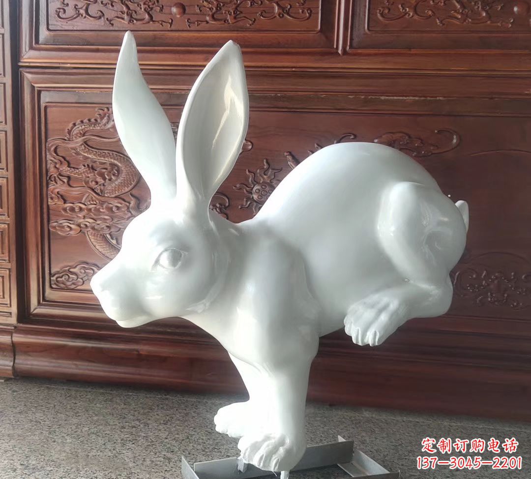 成都玻璃钢制作的生肖雕塑