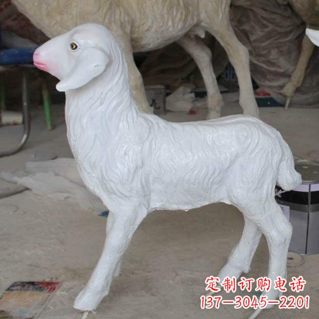 成都玻璃钢仿真小羊