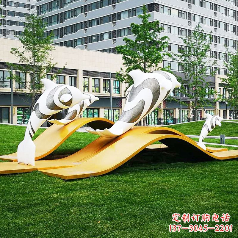 成都玻璃钢海豚景观雕塑-城市园林创意动物景观雕塑
