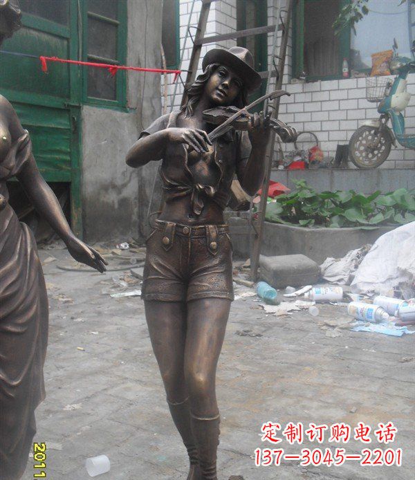 成都美丽的玻璃钢女性雕塑