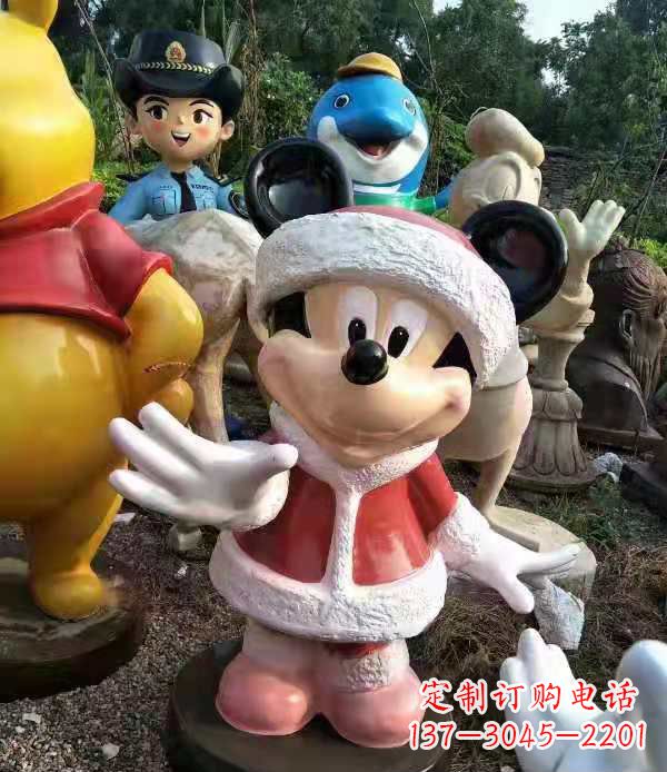 成都玻璃钢制米老鼠雕塑