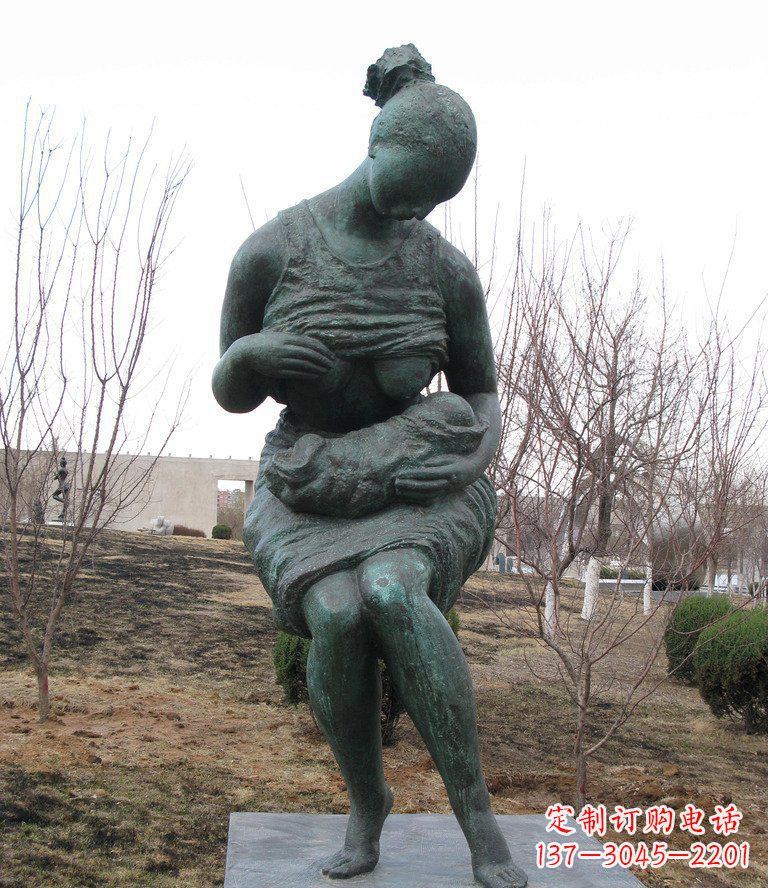 成都女性雕塑——象征着美丽与力量