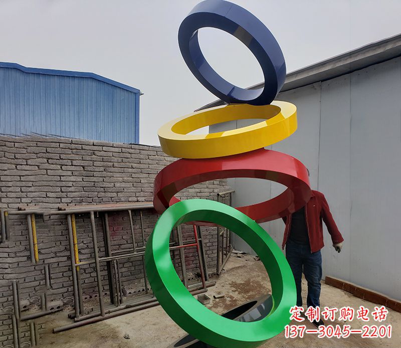 成都不锈钢彩色圆环公园雕塑