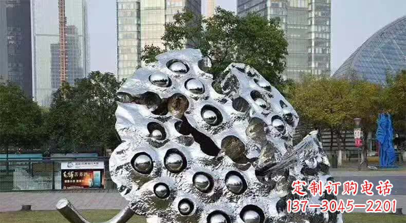 成都不锈钢城市的莲蓬雕塑