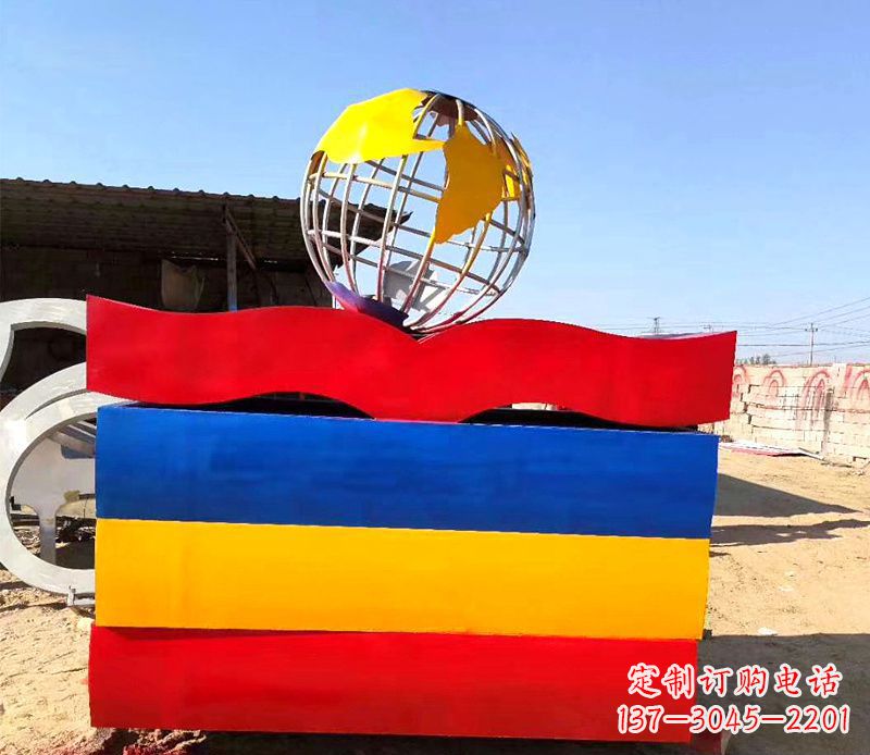 成都不锈钢地球雕塑——象征地球的美丽与和谐
