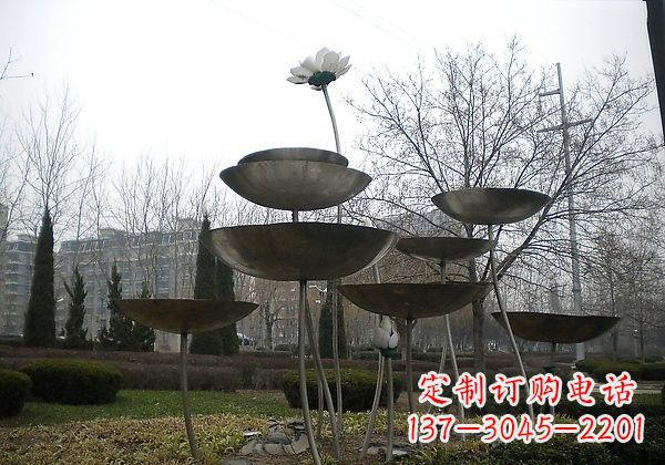 成都不锈钢荷花雕塑浪漫与优雅的融合