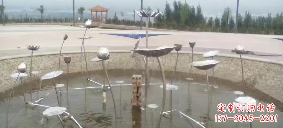 成都精美不锈钢荷花雕塑