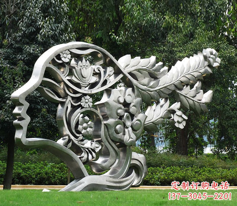 成都不锈钢美女雕塑给空间带来灵动的美