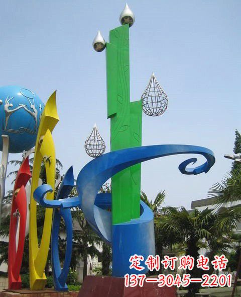 成都不锈钢水滴雕塑非凡的艺术美学