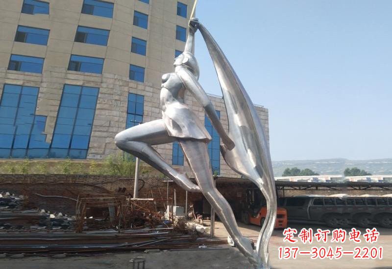 成都不锈钢抽象艺术体操女孩雕塑