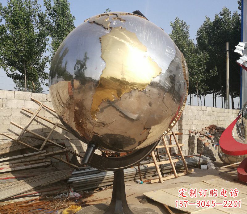 成都不锈钢地球仪校园中的精美雕塑