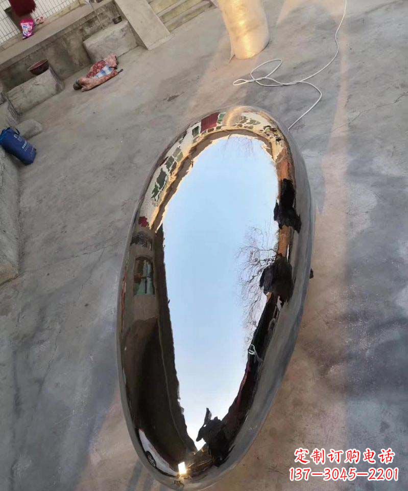 成都不锈钢水滴雕塑一种美观耐用的艺术品