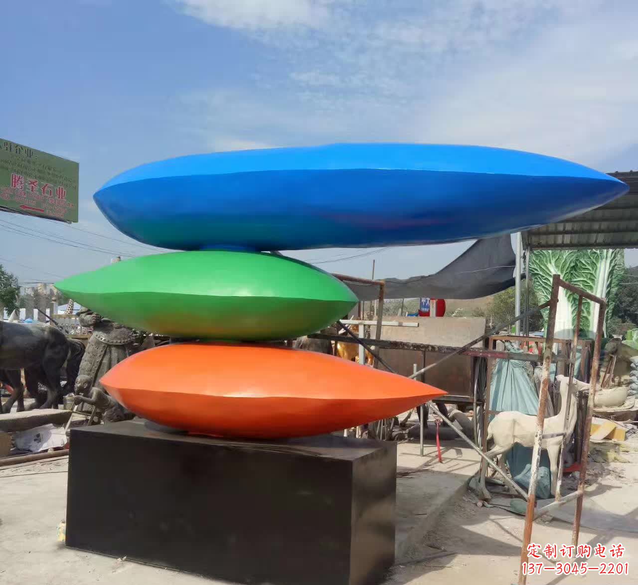 成都不锈钢罗汉雕塑缤纷色彩绚丽夺目