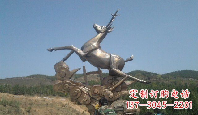 成都不锈钢动物雕塑——飞奔的鹿