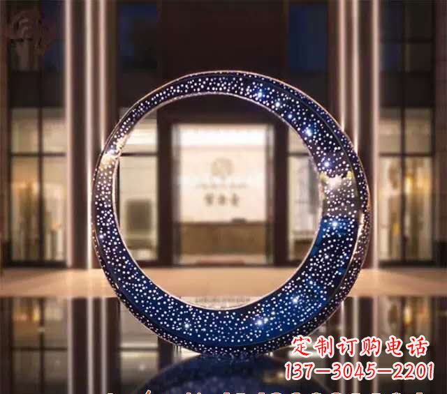 成都不锈钢发光月亮雕塑照亮夜空的梦幻之光