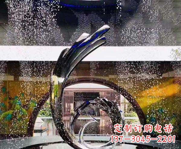 成都凤凰雕塑优雅的不锈钢艺术