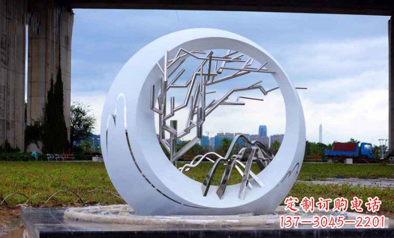 成都不锈钢树枝雕塑艺术与环保的完美结合