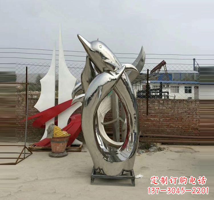 成都不锈钢海豚雕塑——象征着动物自由的象征