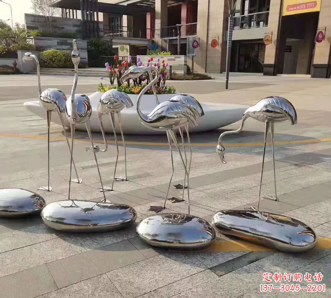 成都鹅卵石雕塑不锈钢公园的美丽礼物