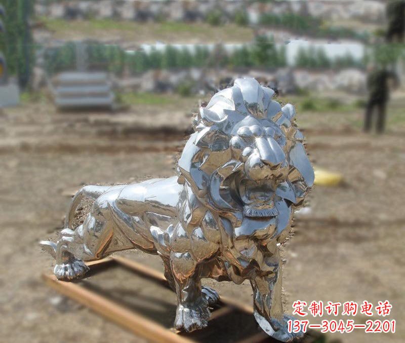 成都不锈钢雕刻的狮子