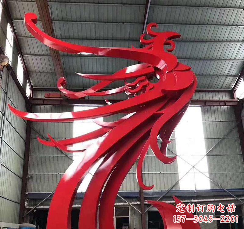 成都不锈钢凤凰雕塑高雅而精致