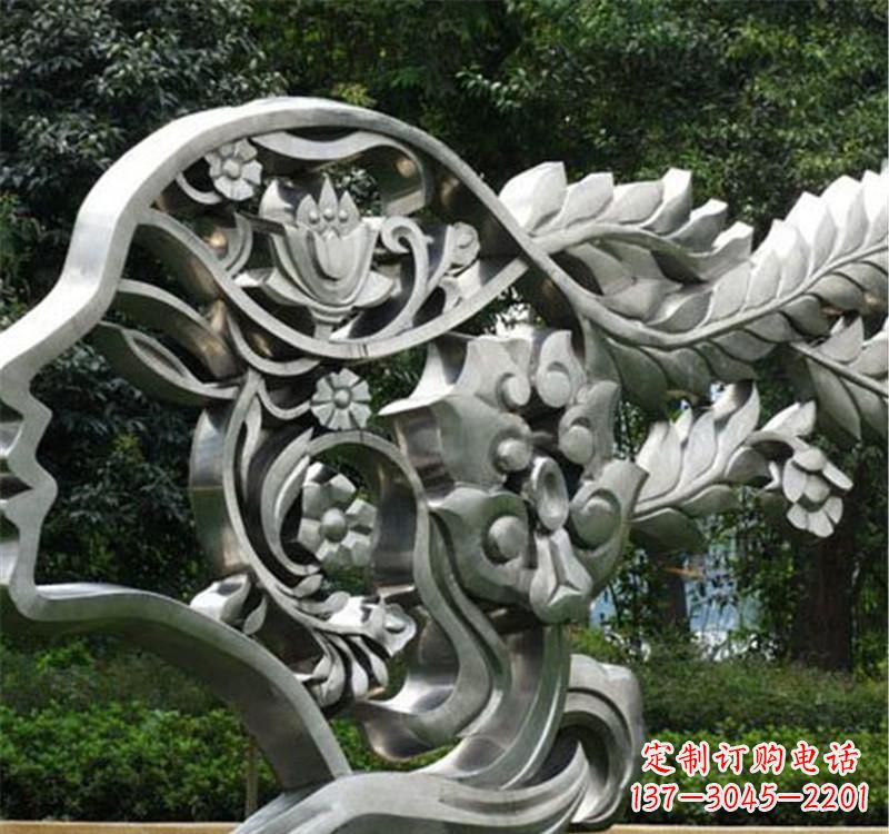 成都不锈钢雕塑美丽的象征