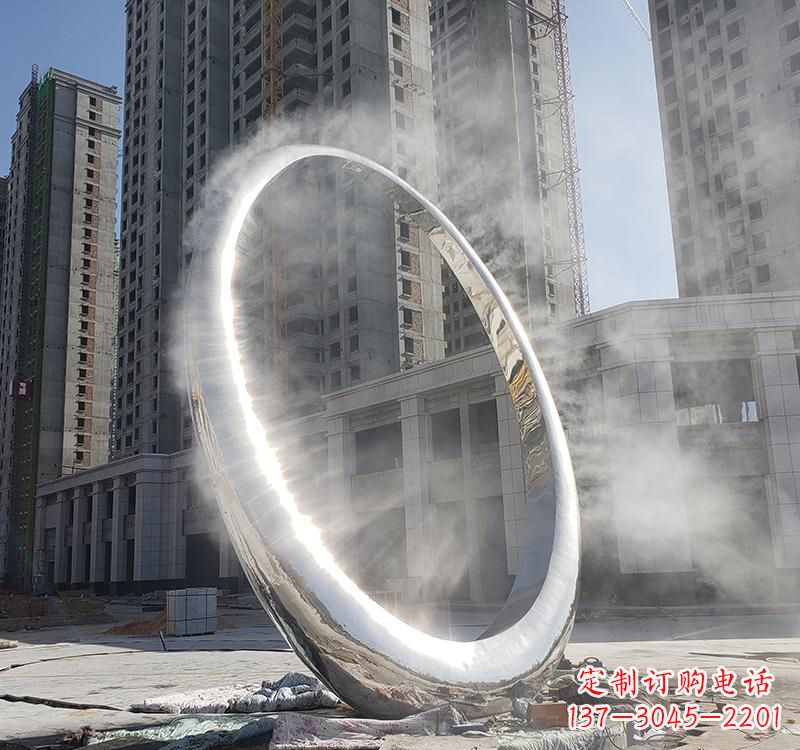 成都不锈钢圆环雕塑给城市带来独特美感