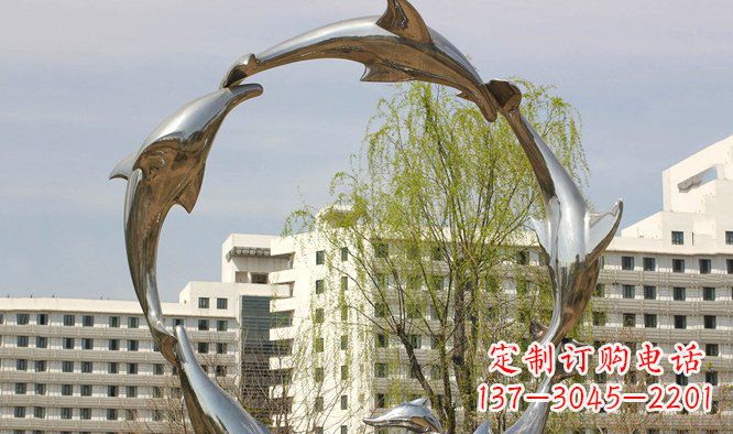 成都海豚雕塑精美景观的象征