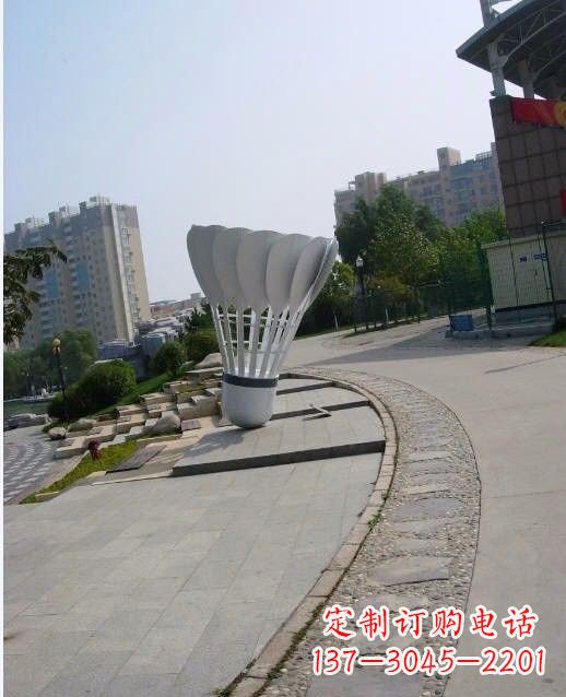 成都羽毛球雕塑一座展现精神风貌的艺术精品