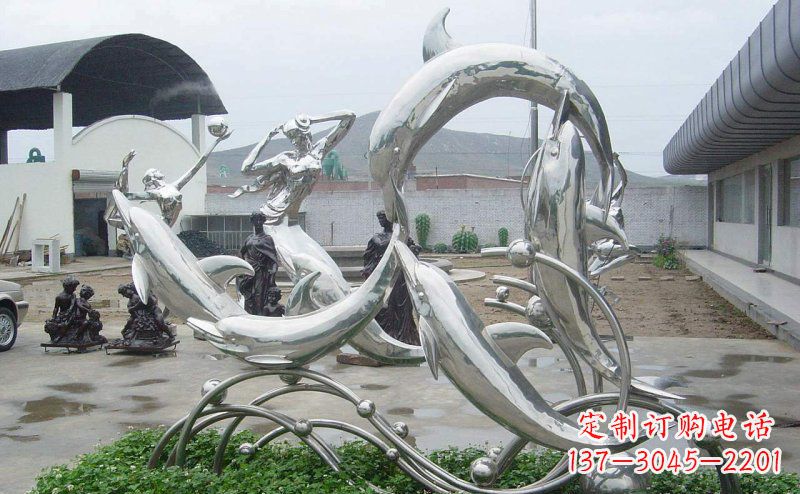 成都不锈钢海豚的灵动嬉戏