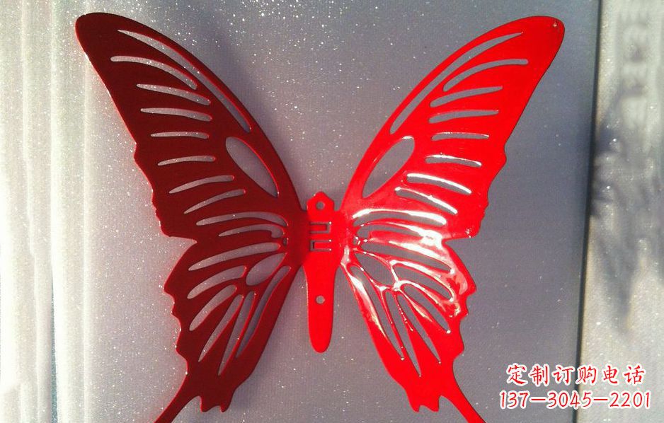 成都不锈钢蝴蝶雕塑让蝴蝶飞跃展现灿烂美丽
