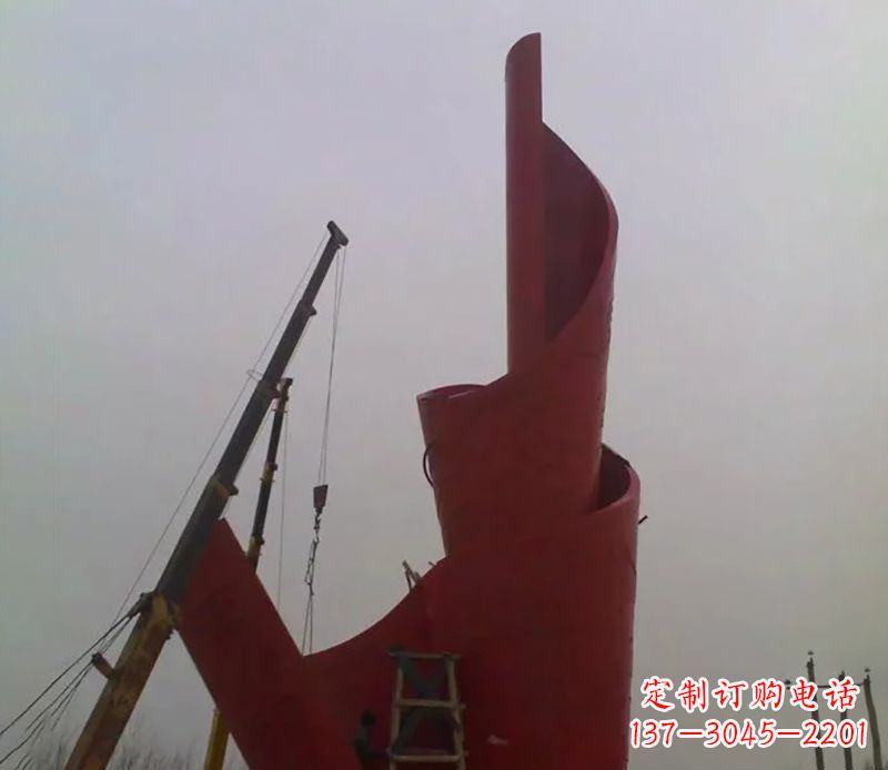 成都不锈钢火炬雕塑点燃社会进步的火炬