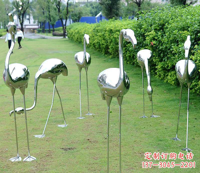 成都不锈钢火烈鸟雕塑美丽的艺术杰作