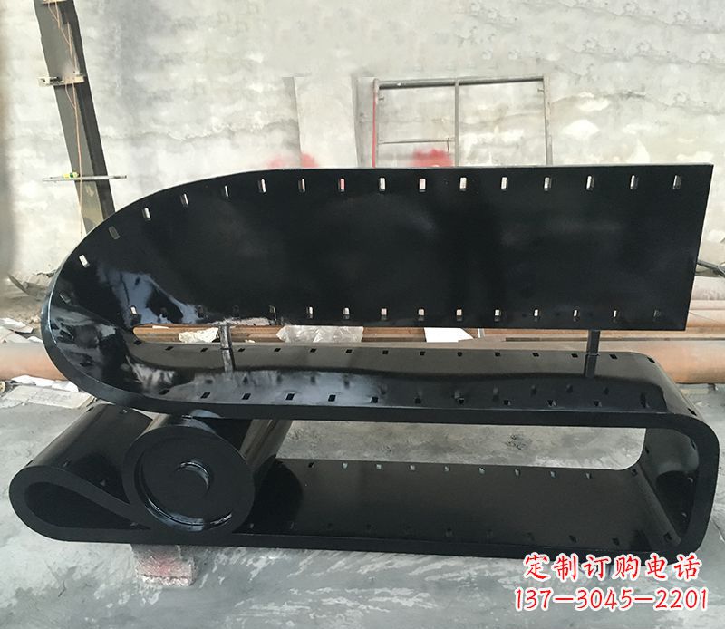 成都精美不锈钢胶卷雕塑