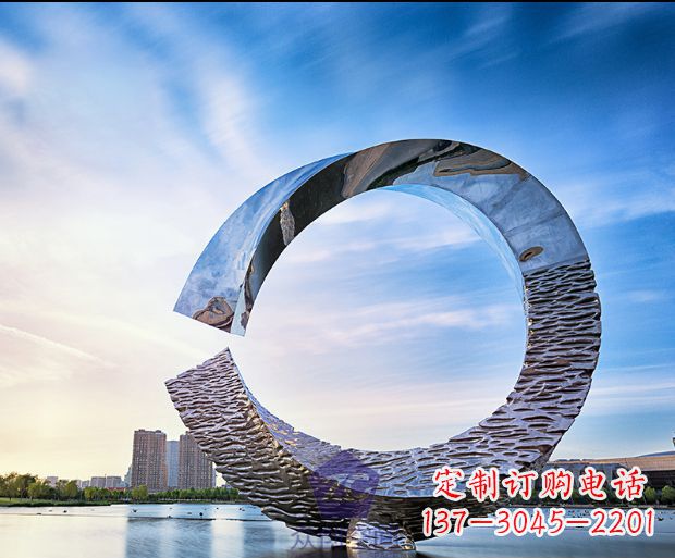 成都环绕世界的不锈钢景观雕塑