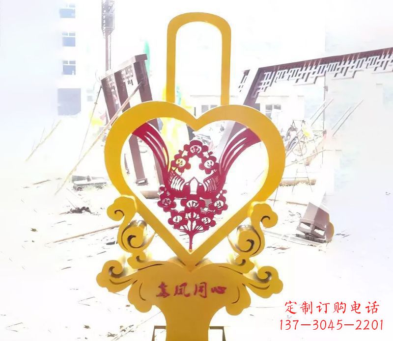 成都不锈钢龙凤同心雕塑精美雕刻传递着浓浓爱意