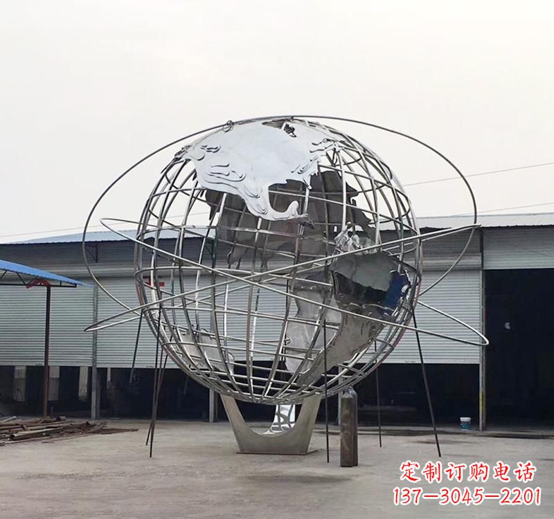 成都不锈钢制作的镂空地球雕塑
