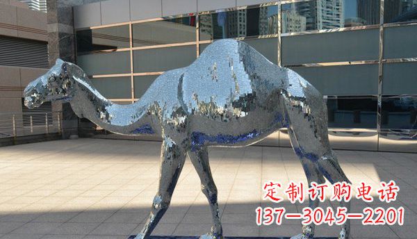 成都不锈钢骆驼雕塑一种充满浪漫情怀的艺术品
