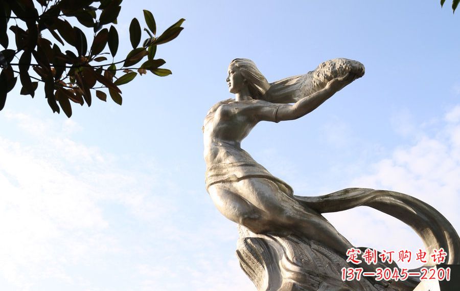成都女娲传承中华神话的不锈钢雕塑