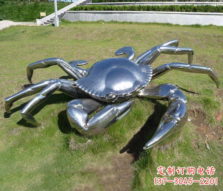 成都不锈钢螃蟹雕塑——给景观增添灵动之美