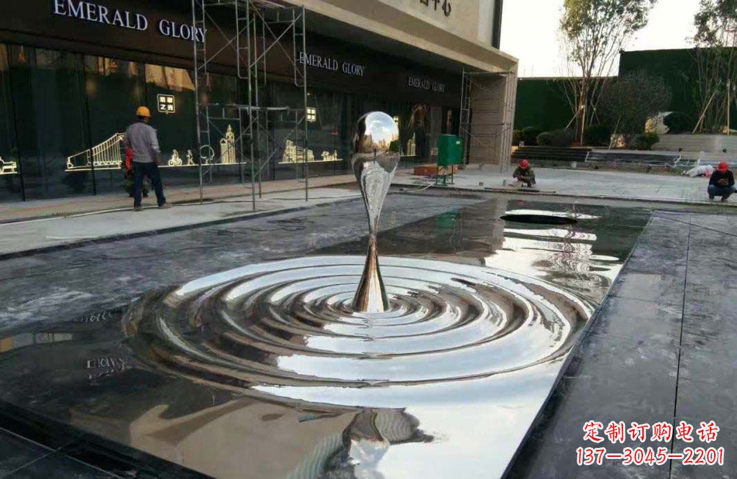成都不锈钢水滴雕塑美丽的艺术表现