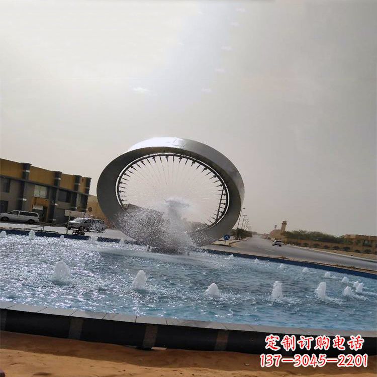 成都精美不锈钢喷泉雕塑,增添环形绿景魅力