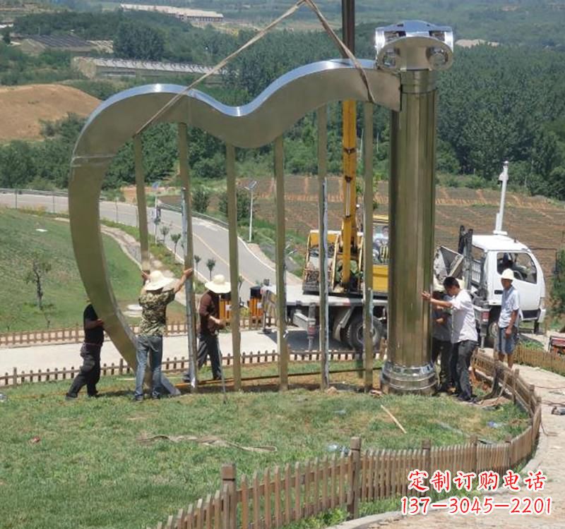 成都音乐美学不锈钢竖琴雕塑