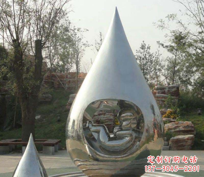 成都不锈钢水滴雕塑精致简约的艺术之美