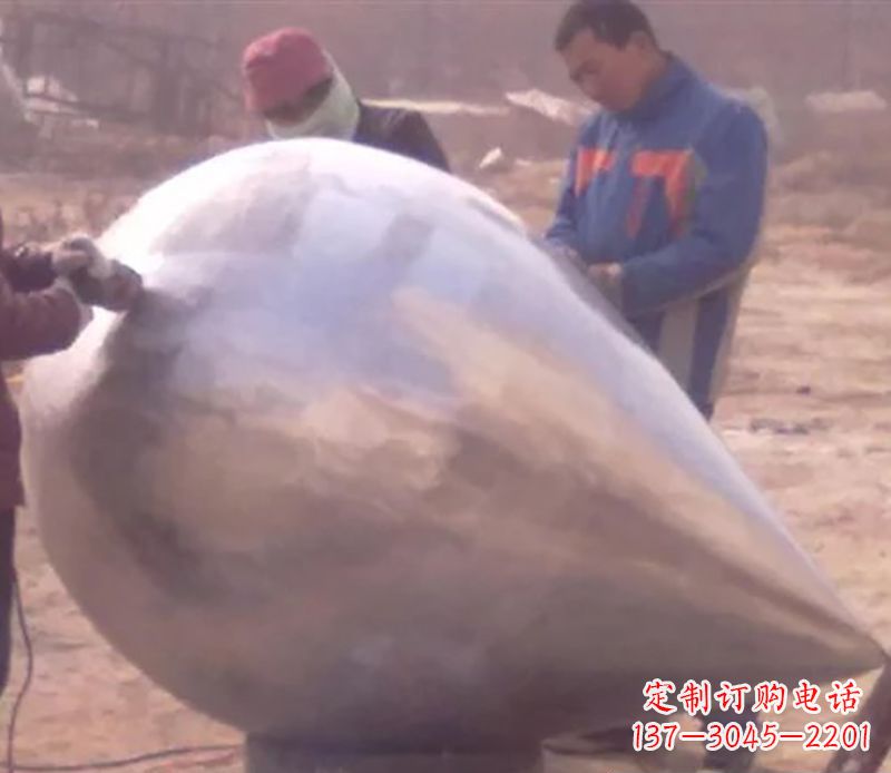成都不锈钢水滴雕塑精致美丽的艺术品
