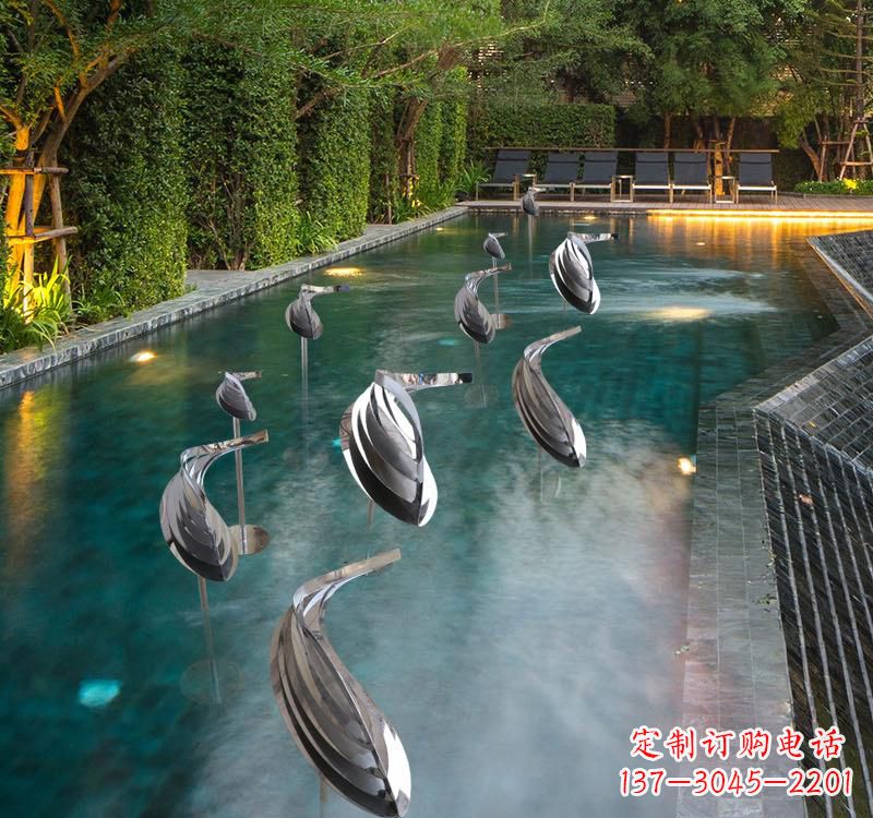 成都不锈钢动物雕塑——美丽的水景装置